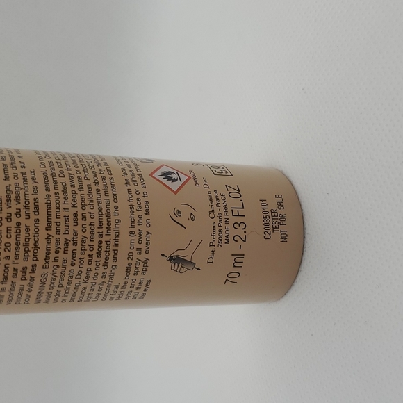 Dior Airflash Spray Foundation 1W (101) - Picture 4 of 4